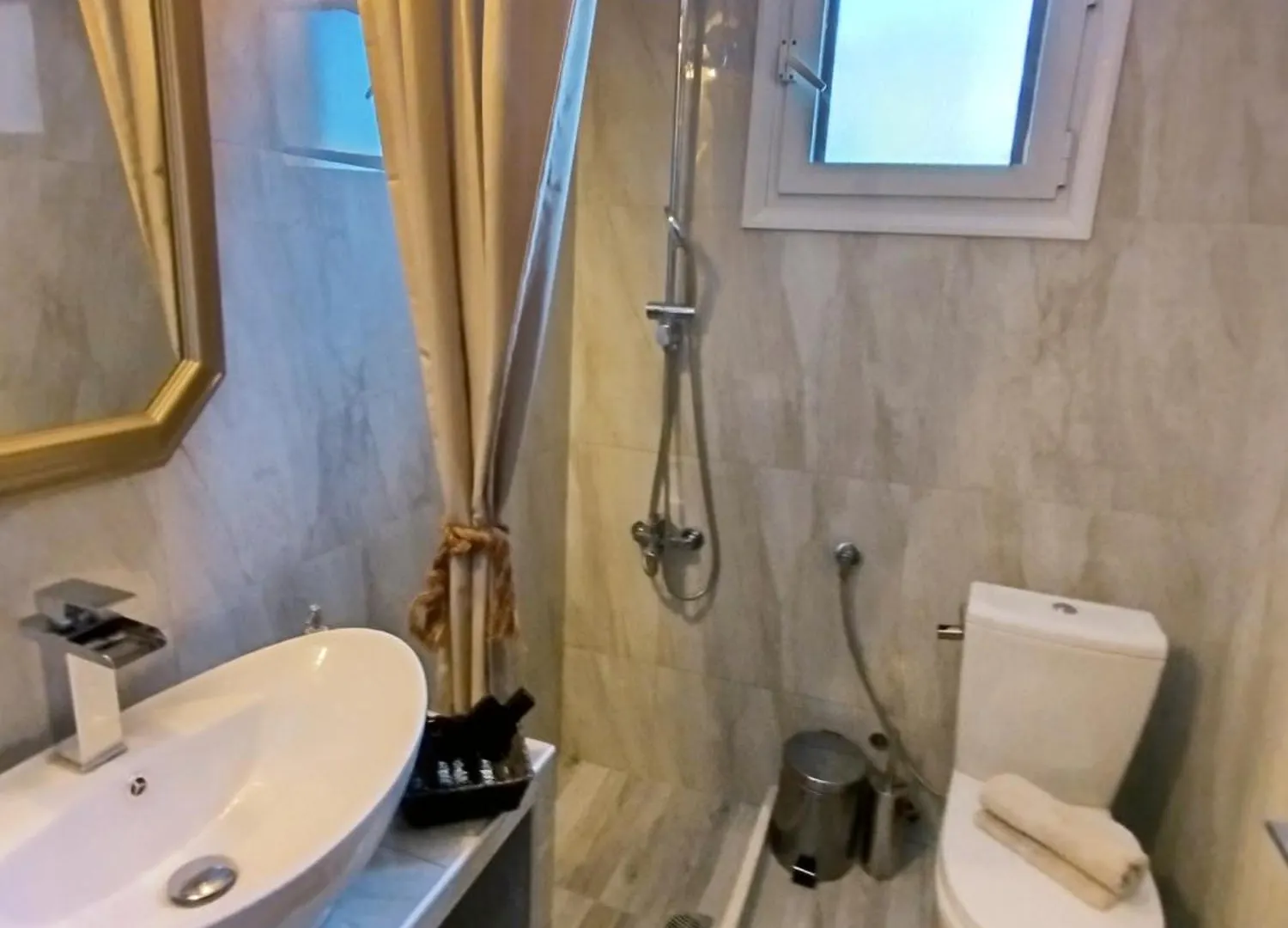 Sunrise Suite Olympiada Apartament